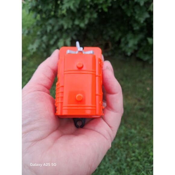 TOMY Trackmaster Thomas & Friends Train car GDV 33 Red  Turning Wheel - Picture 9 of 14